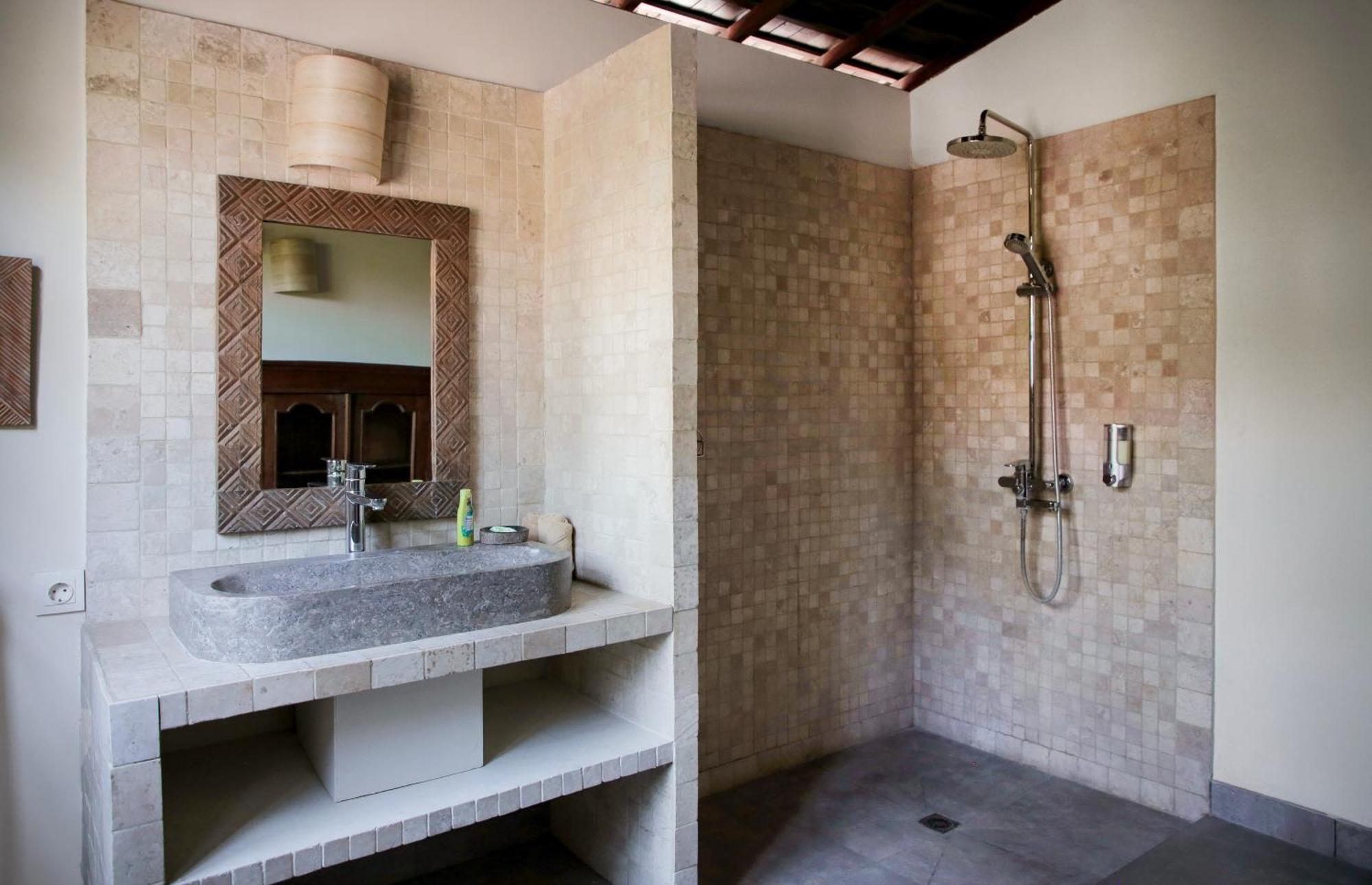 Villa Hangat Seminyak (Bali)