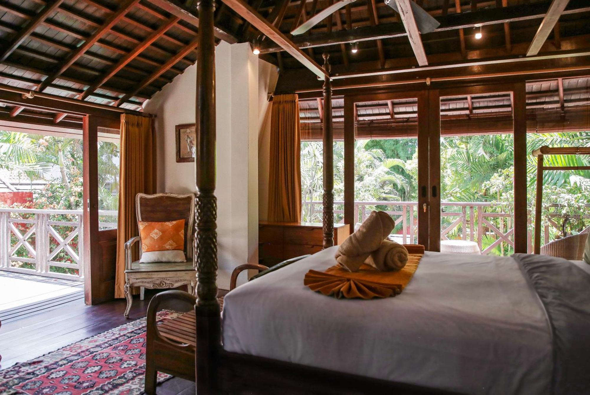 Villa Hangat Seminyak (Bali)