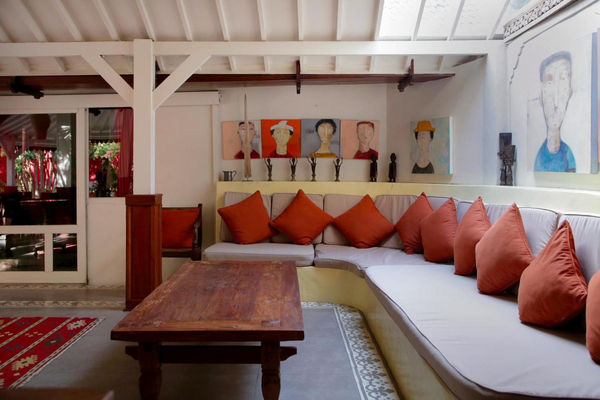 Villa Hangat Seminyak (Bali)