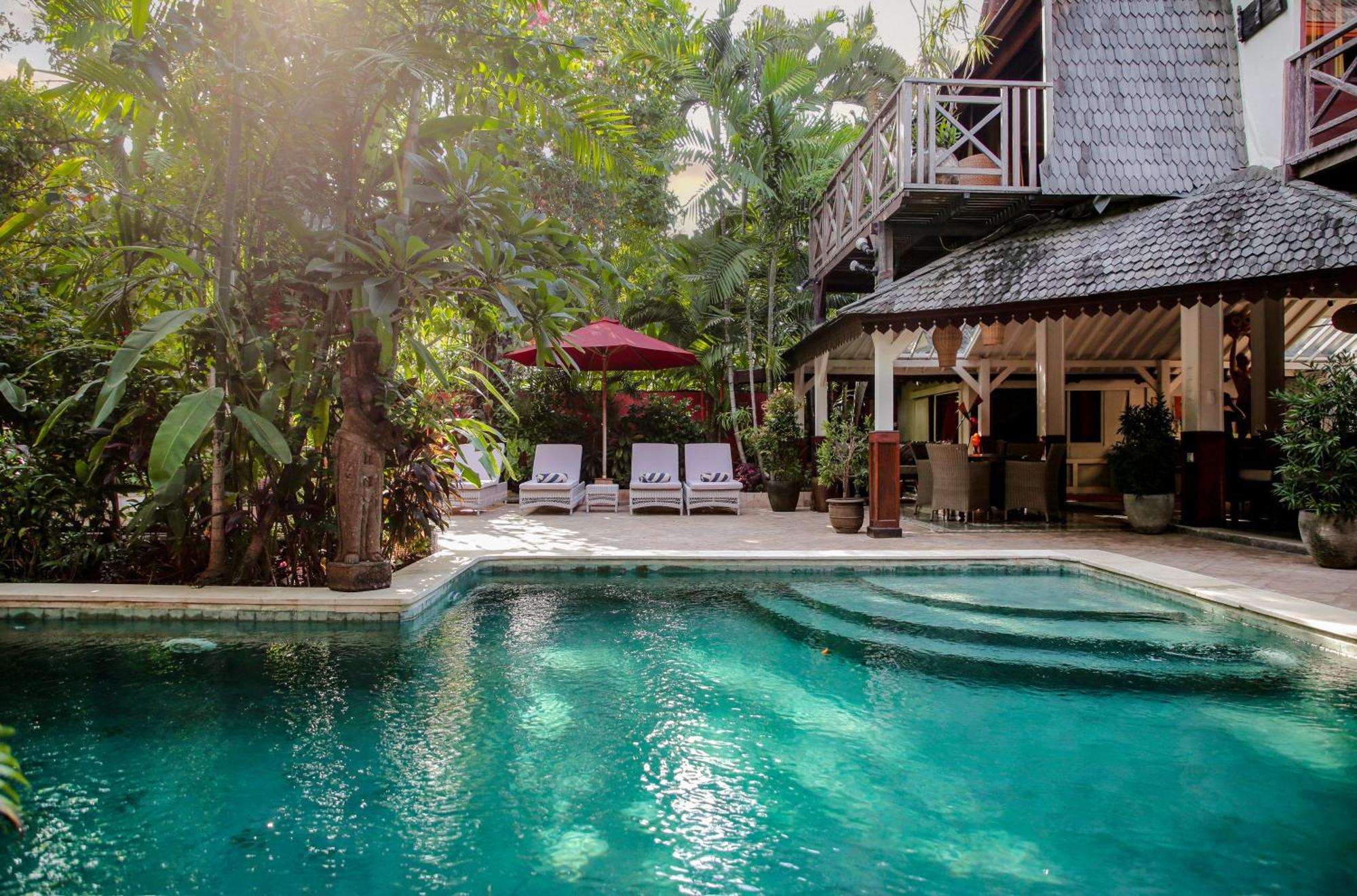 Villa Hangat *
