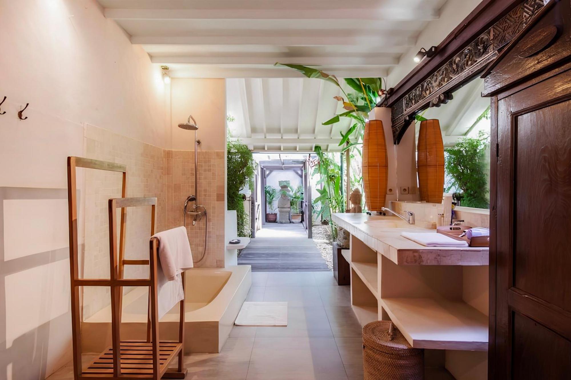 Hangat Villa Seminyak (Bali)
